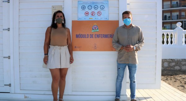 El puesto de enfermería del nuevo módulo de la playa de el Morche ya está operativo