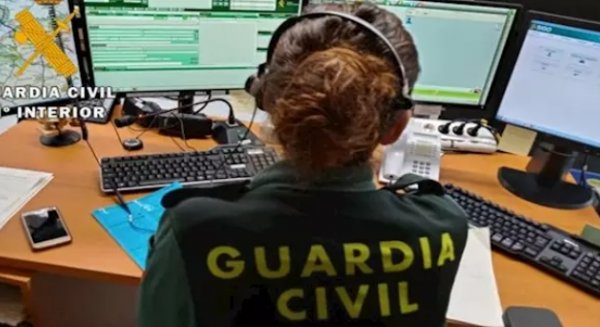 Detienen a dos hombres en Málaga por contactar con una menor de 10 años con fines sexuales