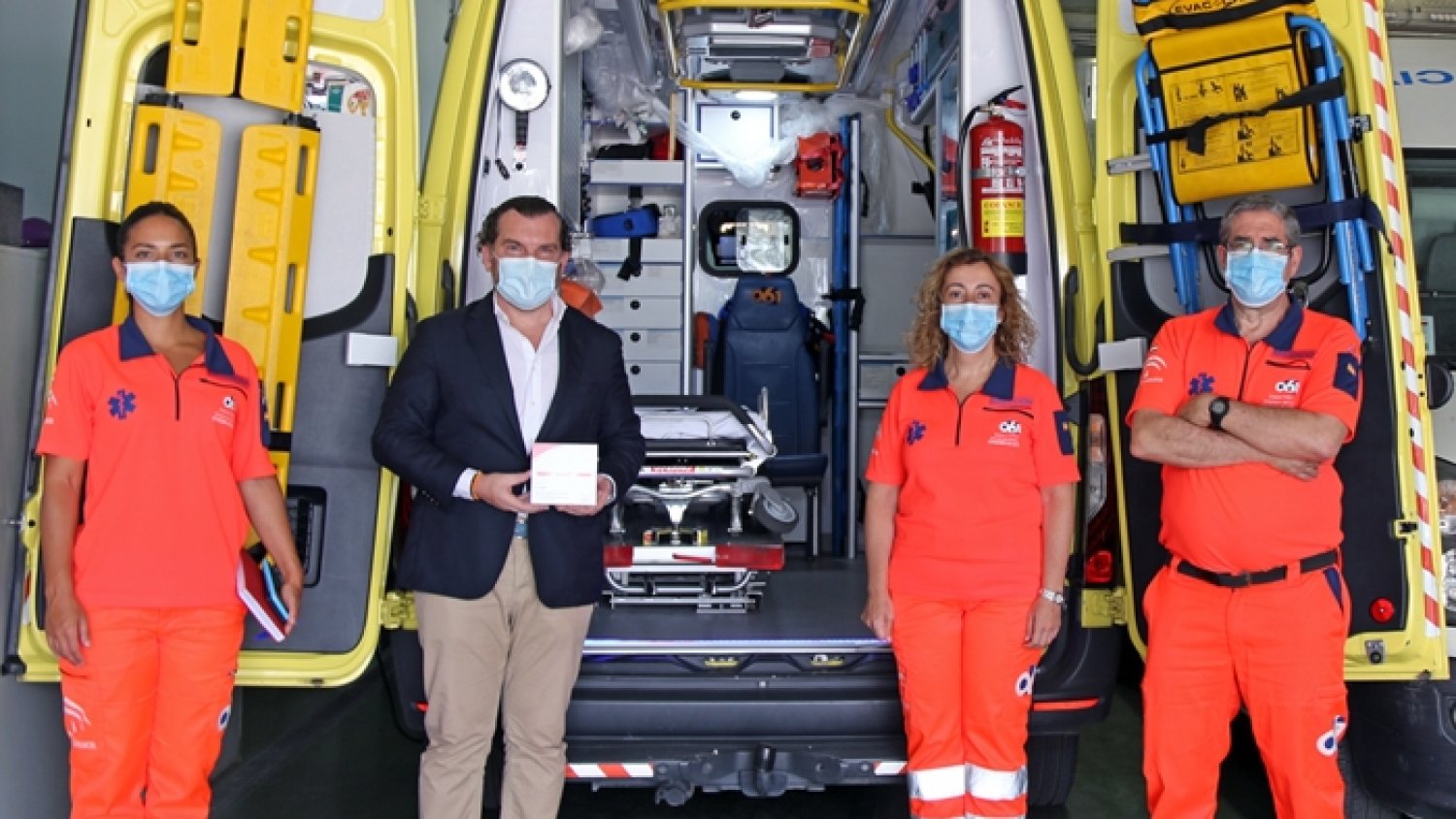 El 061 evalúa en Málaga el uso de emergencias de un rápido sistema de detención de hemorragias graves