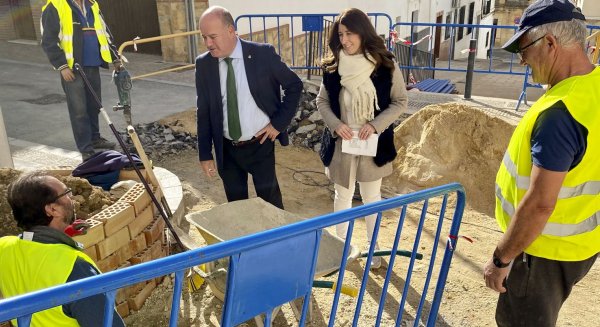 Antequera avanza las obras de remodelación de calle Cazorla hasta cuesta de Archidona