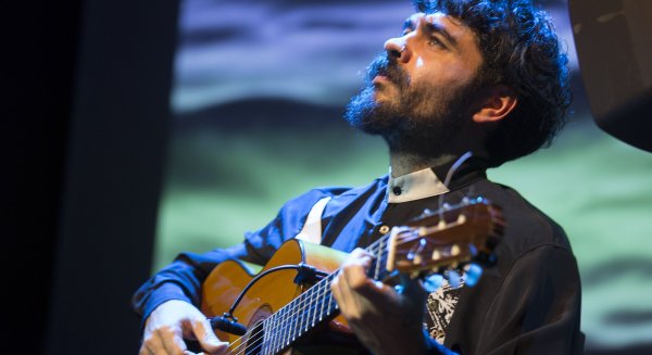 El joven compositor y guitarrista Joselito Acedo llega este jueves al Museo de la Aduana de Málaga