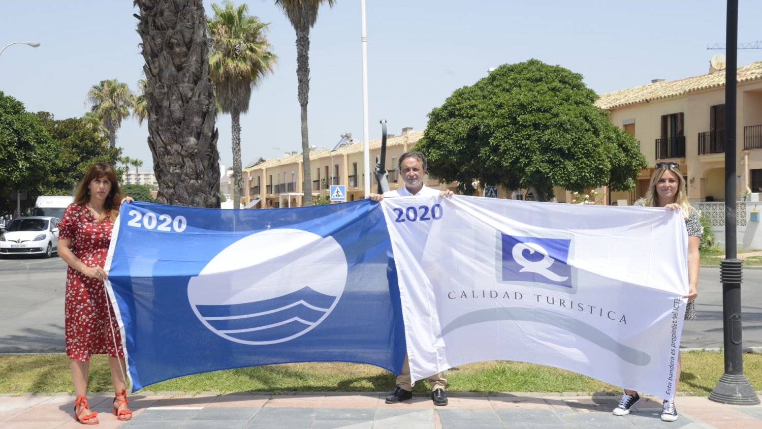 Torremolinos renueva la certificación de calidad de sus playas con la Bandera Azul y la 'Q de Calidad Turística'