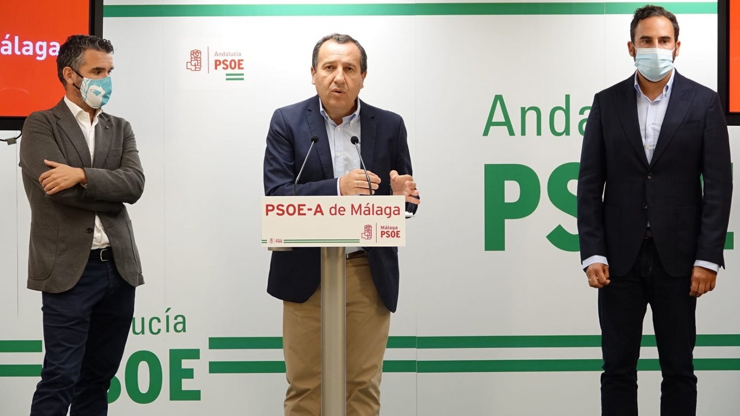 PSOE propone un pacto en el Ayuntamiento de Málaga y en la Diputación para no depender de Cassá