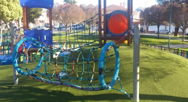 IU y Podemos reclaman al equipo de gobierno un refuerzo en la limpieza y desinfección de parques