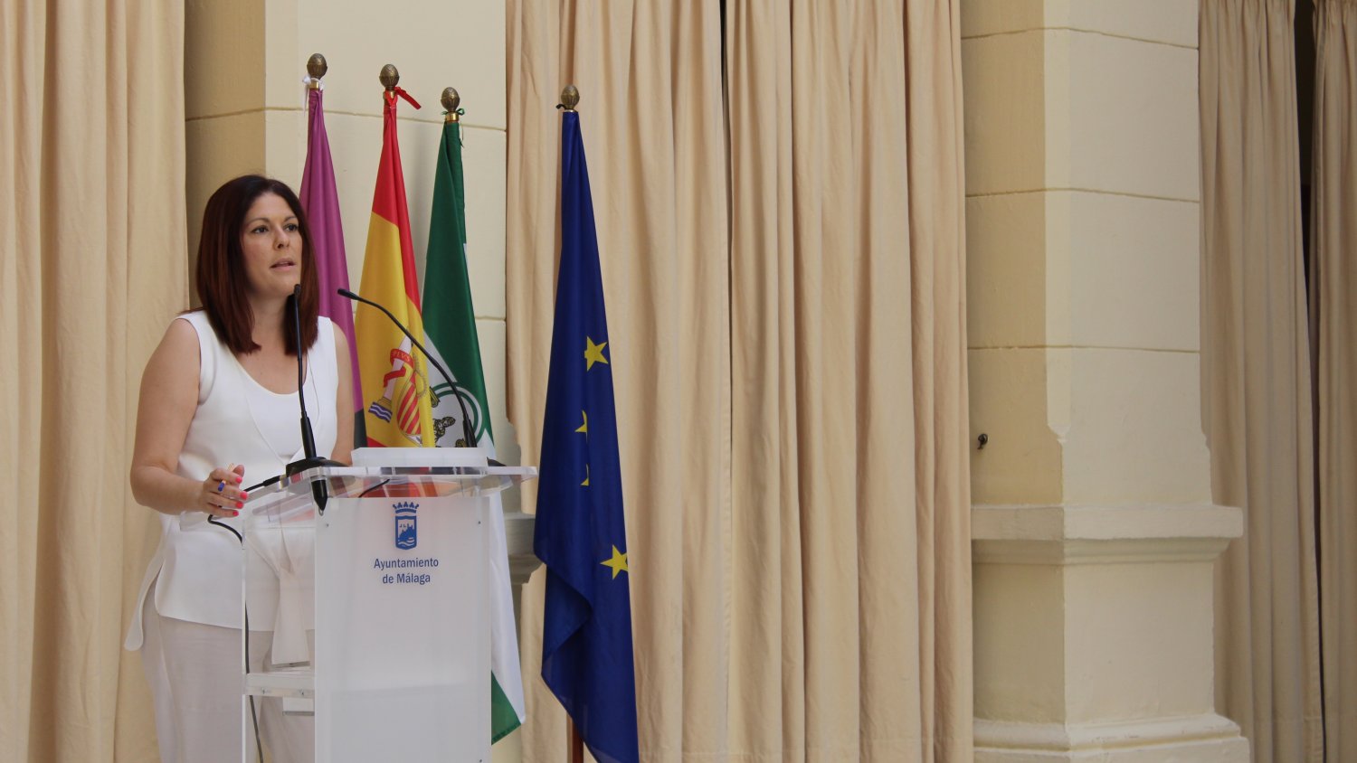 Cs pide al Gobierno redoblar las medidas sanitarias en el aeropuerto de Málaga y un plan de apoyo a la Cultura