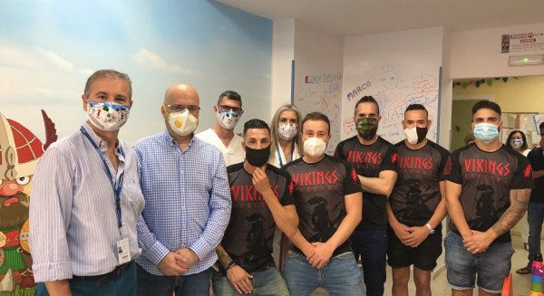 Torre del Mar presenta varias mejoras en la sala de juegos de pediatría del Hospital Comarcal