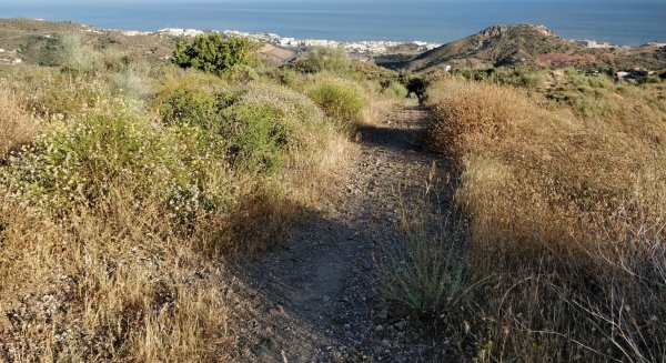 Málaga abre un sendero ransitable y a pie de 22 kilómetros entre el Peñón del Cuervo y Olías