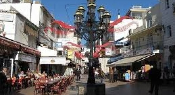 Torremolinos habilita un teléfono para prestar asesoramiento sobre el Ingreso Mínimo Vital