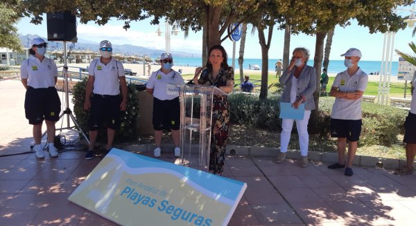 La Junta dota a Málaga de 130 auxiliares y 317.000 euros en material para Playas Seguras