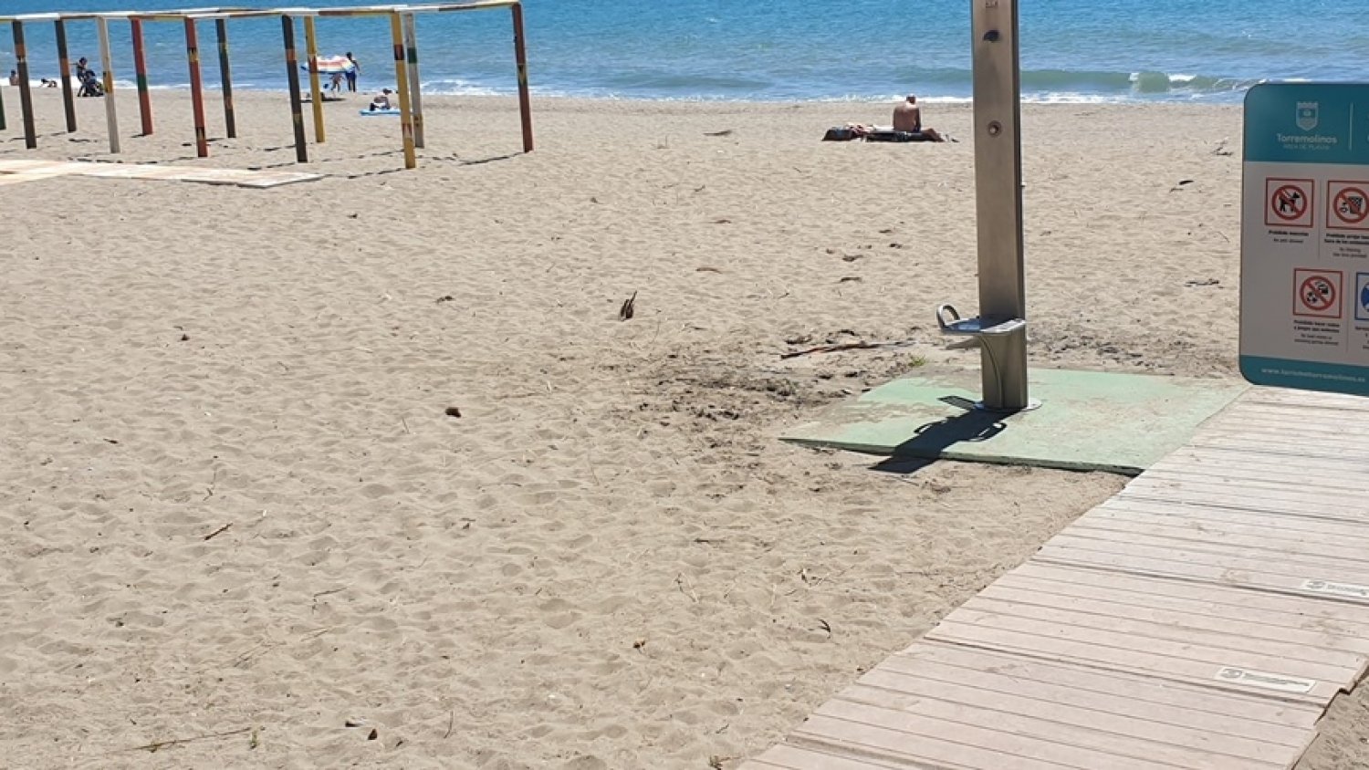 El PP de Torremolinos denuncia el no cumplimiento de las medidas acordada sobre la  limpieza de las playas