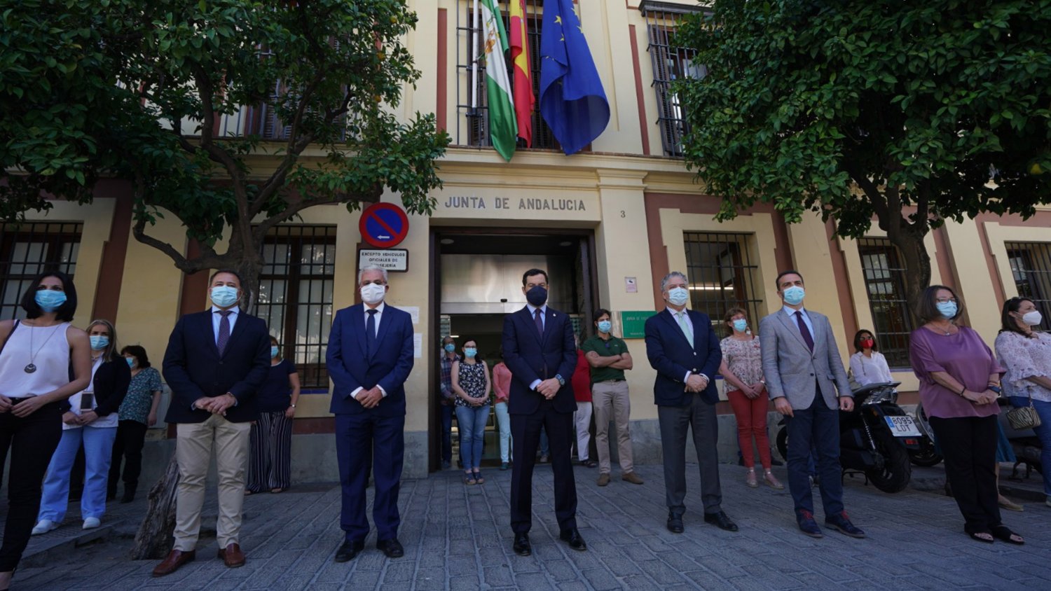 Moreno pide la implicación de la sociedad andaluza para acabar con la violencia machista