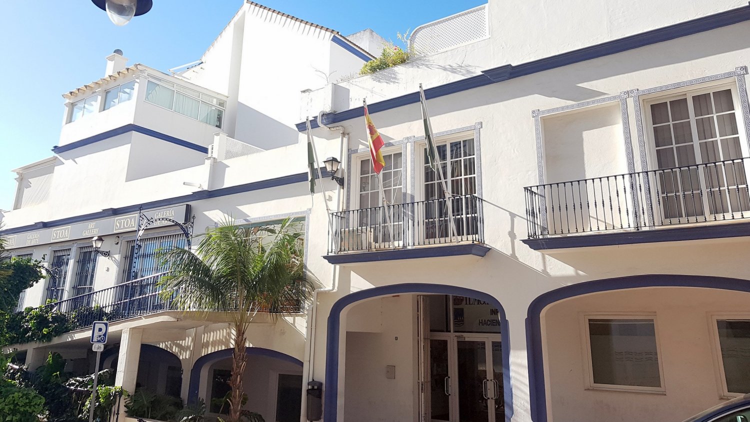 Estepona destaca la licitación del proyecto que mejorará la conexión del paseo marítimo y el puerto pesquero