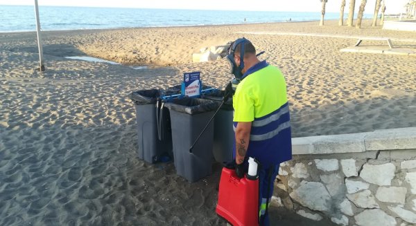 Las playas se suman a las tareas de desinfección de LIMASA