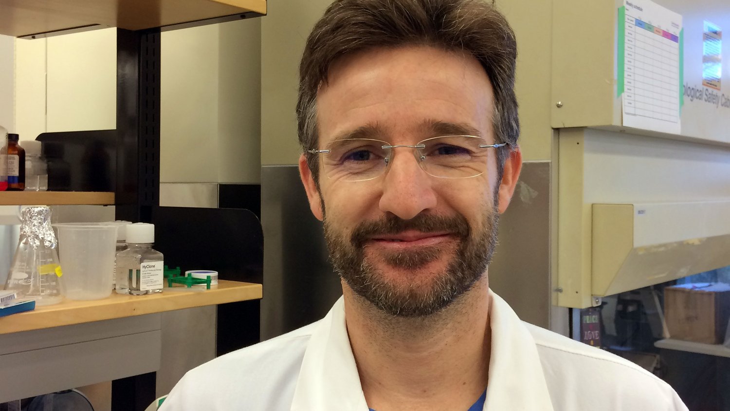 Un investigador de la UMA participa en un estudio que aborda nuevas terapias para el cáncer de Pulmón