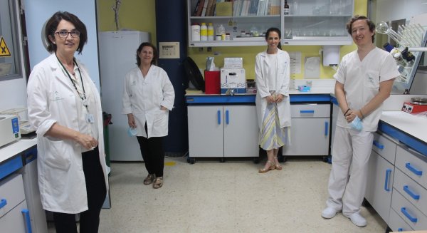 700 pacientes de la Axarquía se benefician del envío de medicamentos a domicilio