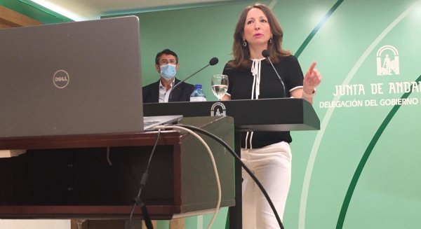 La Junta apuesta por las exportaciones y el turismo como “tabla de salvación” de la economía malagueña
