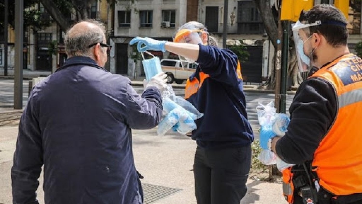 La Subdelegación del Gobierno entrega 105.000 mascarillas a entidades sociales de Málaga