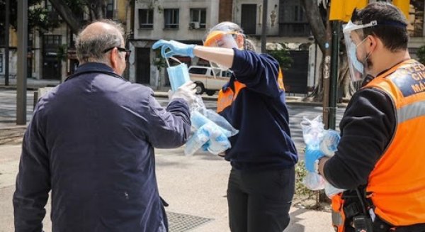 La Subdelegación del Gobierno entrega 105.000 mascarillas a entidades sociales de Málaga