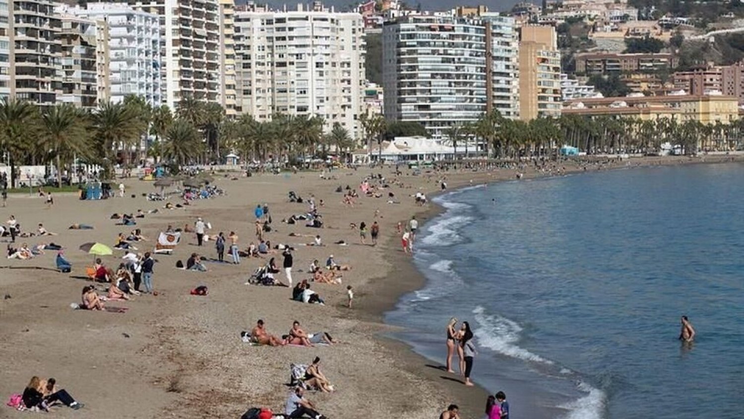 Málaga contará con 902 ‘agentes de playas’ para controlar aforos y medidas de protección