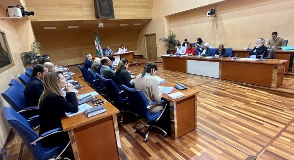 Fuengirola aprueba la previsión de las ordenanzas que serán impulsadas durante el próximo año