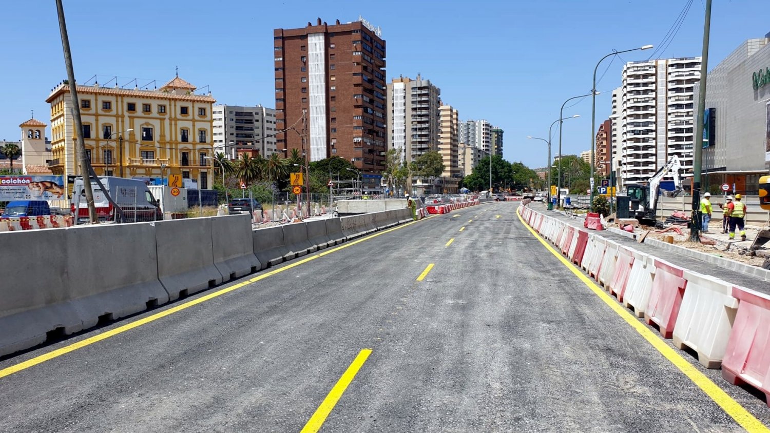El paso norte del puente de Tetuán reabre al tráfico tras casi cinco años de obras del metro