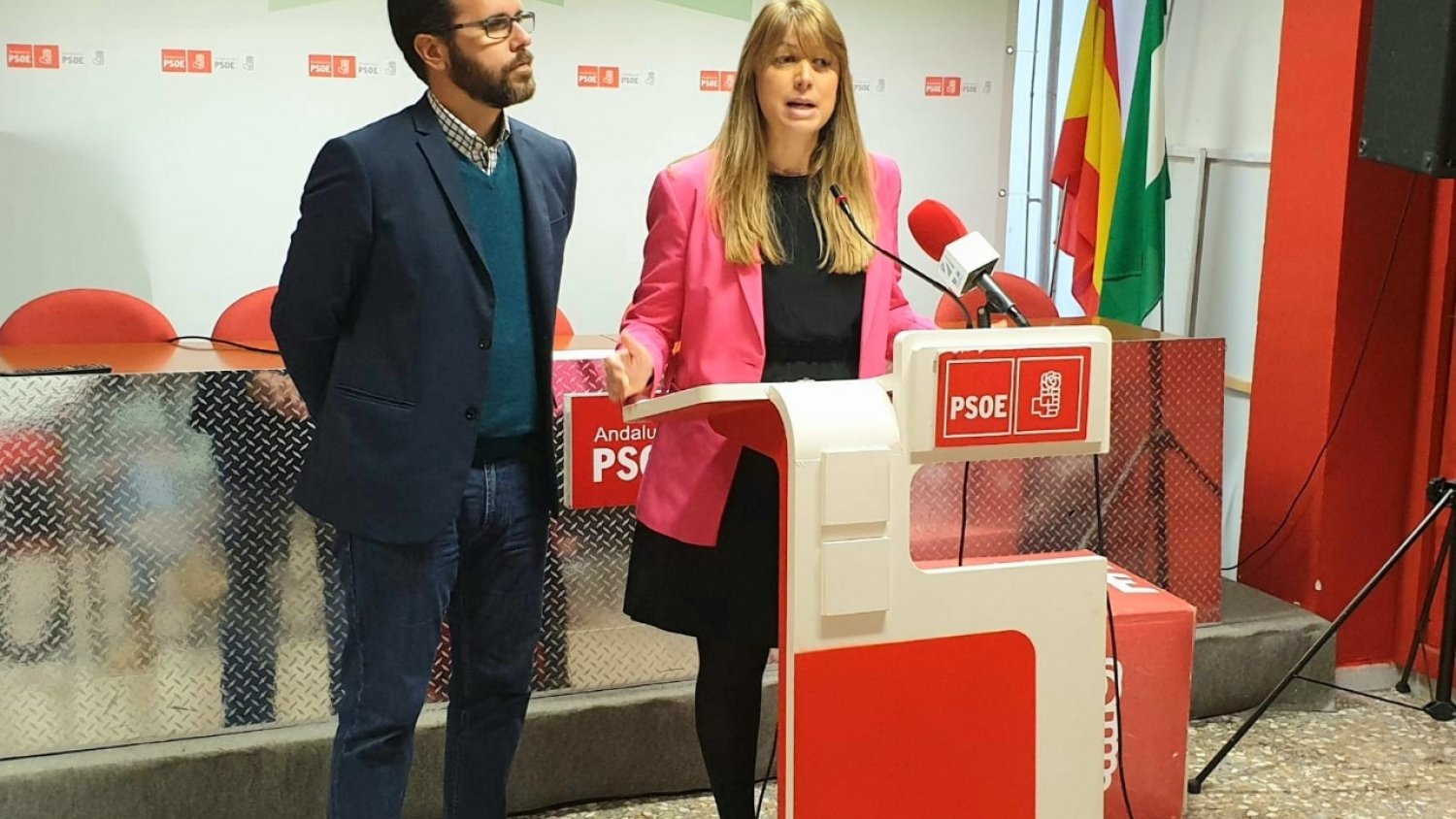 El PSOE exige a la Junta no cuestionar la capacidad de los regidores malagueños para impulsar el IMV