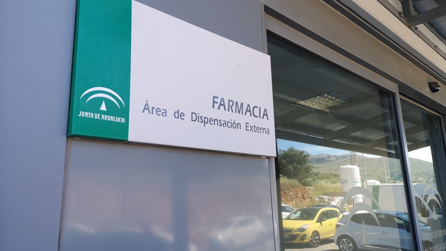 El Hospital de la Serranía acerca medicamentos a casi 150 pacientes a través de los centros de salud