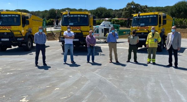Infoca incorpora en Málaga tres nuevos camiones autobomba para la protección del patrimonio forestal