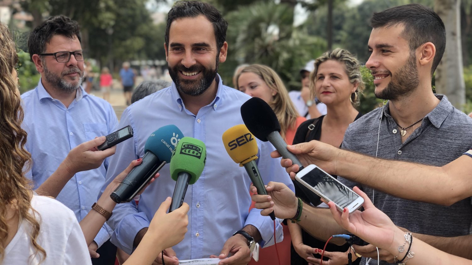 Pérez presenta al equipo de gobierno el plan 'Málaga Suma' para que la ciudad afronte la crisis del Covid-19