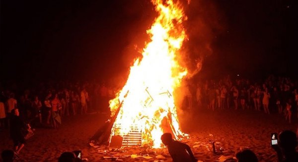 El Área de Fiestas del Ayuntamiento de Málaga suspende las actividades de la Noche de San Juan