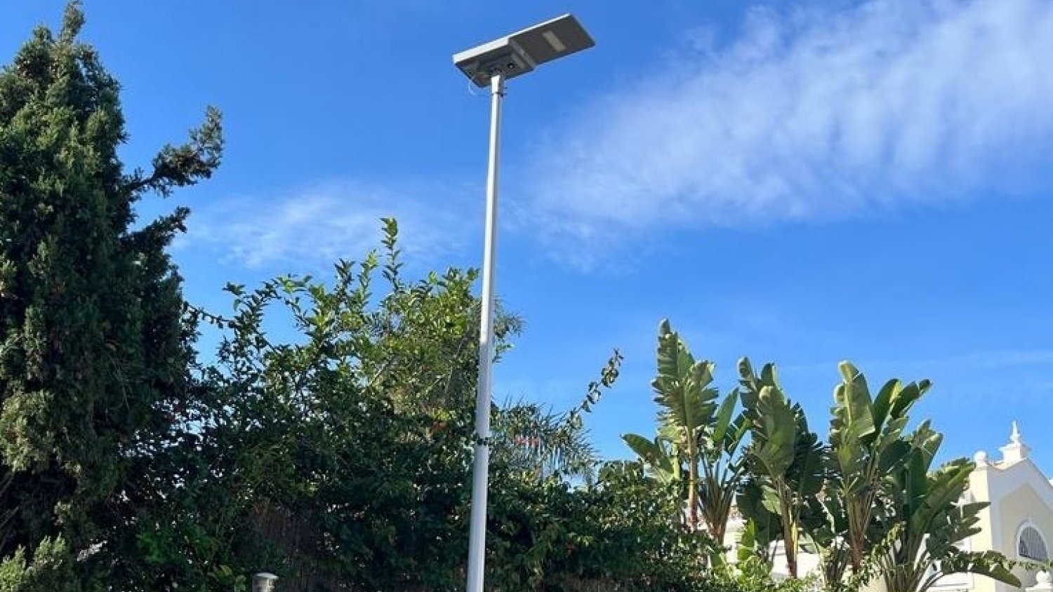 Estepona renueva el sistema de iluminación en varias zonas del extrarradio