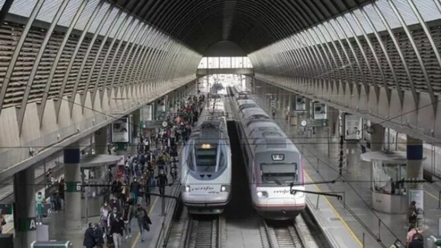 Los malagueños pueden adquirir desde hoy los abonos gratuitos de Cercanías y Media Distancia Renfe para 2023