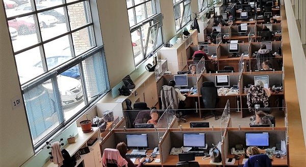 El Servicio de Teleasistencia gestiona en Málaga un 10% de llamadas más desde el inicio del estado de alarma