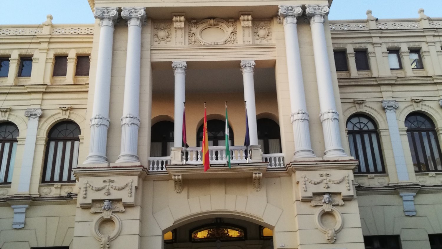 Ayuntamiento de Málaga abona a proveedores y en transferencias cerca de 75 millones desde marzo