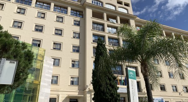 El Hospital Regional reanuda la actividad asistencial no demorable y traslada las Urgencias al pabellón A