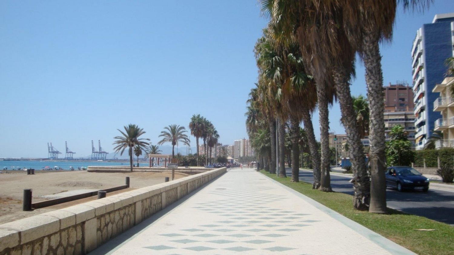 Málaga cortará al tráfico del Paseo Marítimo Pablo Ruiz Picasso hasta el final del estado de alarma
