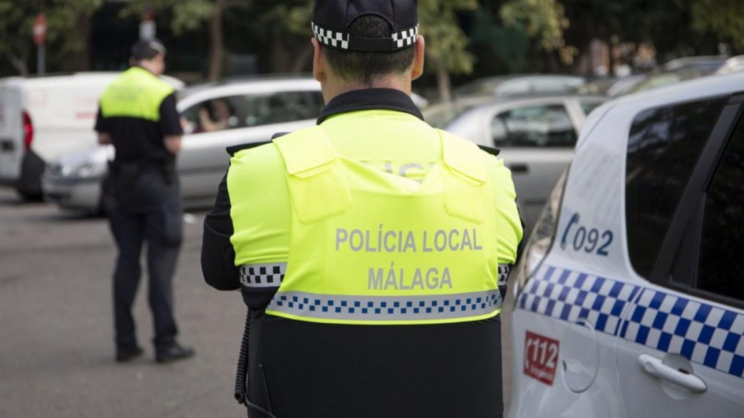 Denuncian al dueño de un bar por atender a clientes en su interior durante el estado de alarma