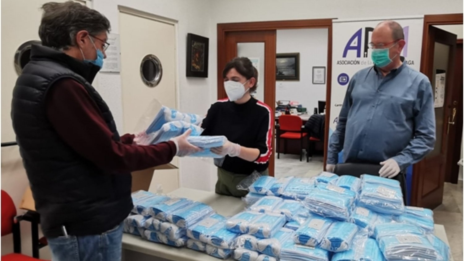 La APM volverá a repartir mascarillas higiénicas a los periodistas el próximo 11 de mayo