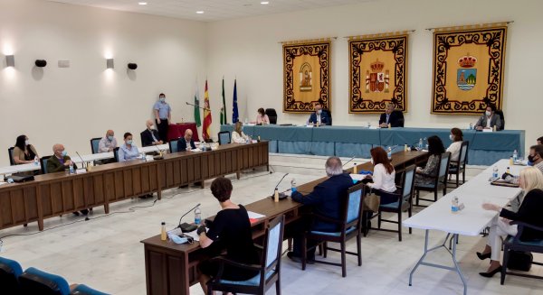 Estepona aprueba la incorporación al presupuesto del superávit de 7,8 millones de euros