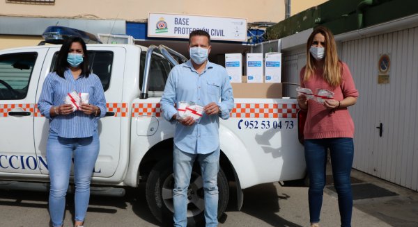 Comienza en Torrox el reparto de mascarillas FFP2 para los Mayores del municipio