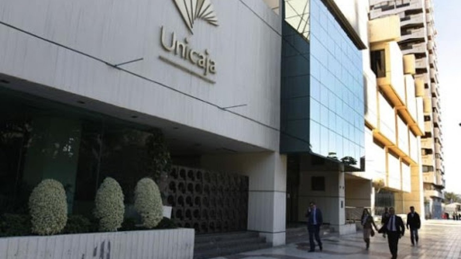 Unicaja Banco obtiene hasta marzo un beneficio neto de 46 millones de euros tras dotar 25 por el Covid-19