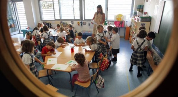 Adelante exige a la Junta pagar a las empresas de servicios educativos que llevan 