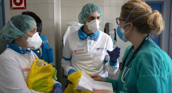 Málaga contabiliza un total de 606 profesionales de todas las categorías sanitarias afectados por Covid-19