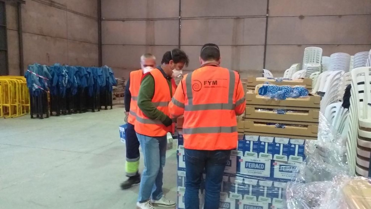Colectivos, empresas y vecinos promueven iniciativas solidarias y de ayuda en el Distrito Málaga Este