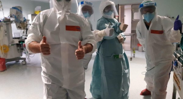 El Hospital de Antequera realiza su primera intervención a un paciente con coronavirus