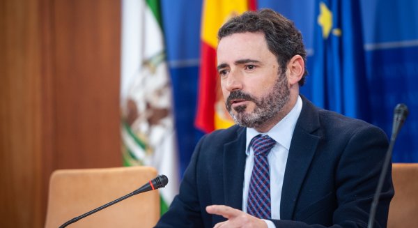 PP advierte de la paralización de miles de trámites si el Gobierno va contra el decreto de simplificación andaluz