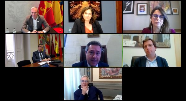 Málaga suscribe la idea de entregar más competencias a los Ayuntamientos para hacer frente a la crisis
