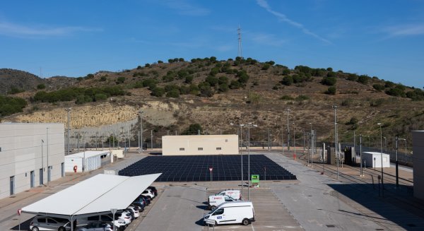 Metro de Málaga pone en marcha una planta solar fotovoltaica para autoconsumo en sus cocheras