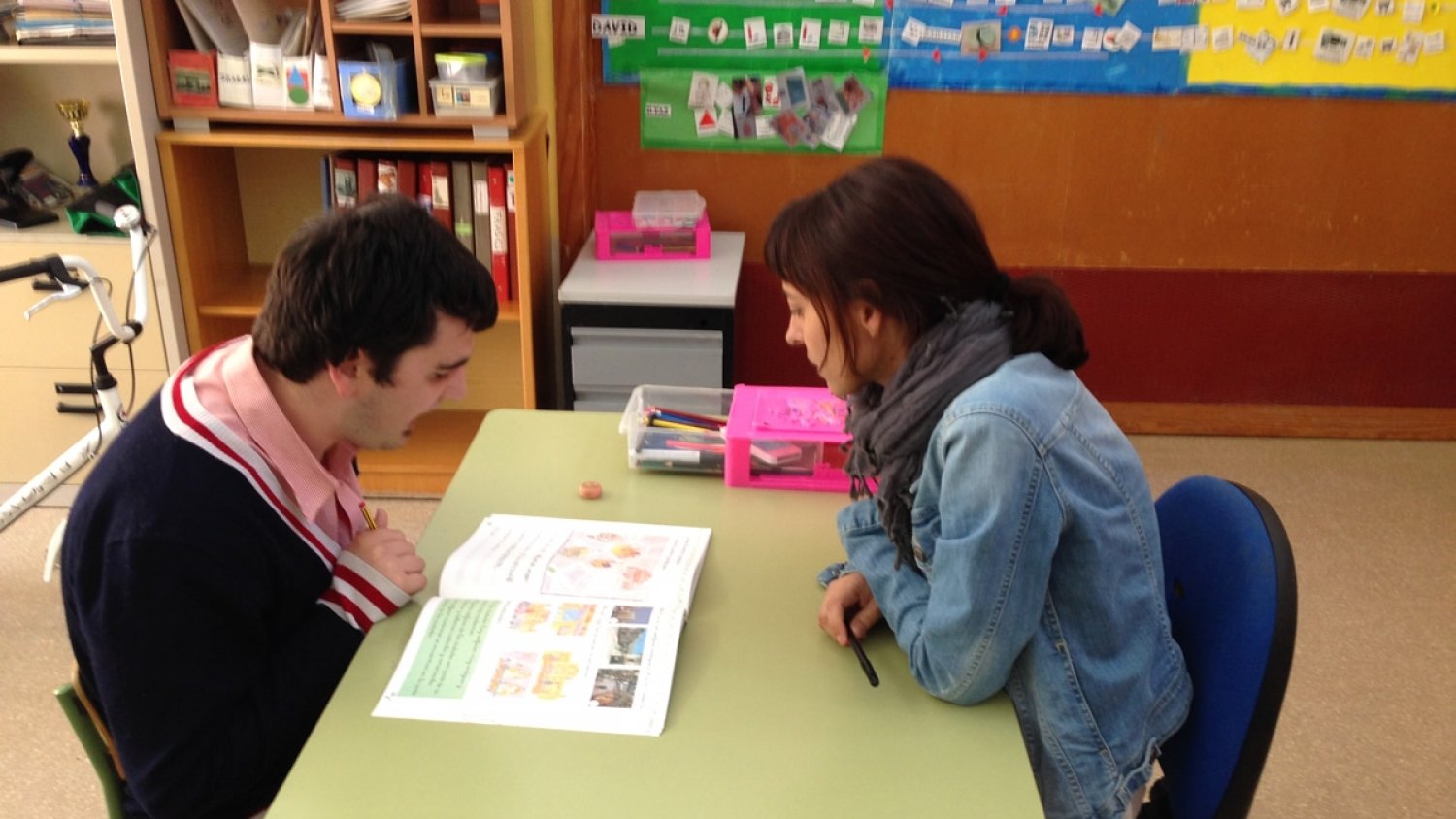 Un acuerdo entre la empresa SAMU y la Consejería de Educación y Deporte protege 48 empleos en Málaga