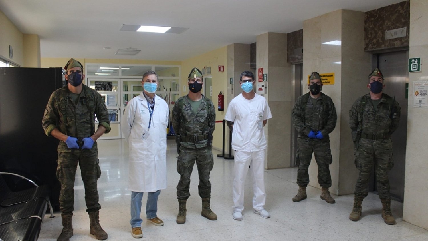 La Legión colabora en la reordenación del Hospital de la Axarquía para hacer frente al coronavirus